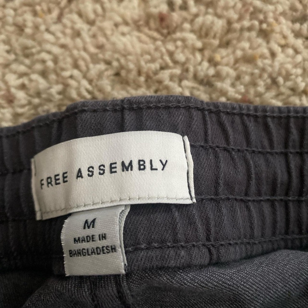 Free Assembly cargo pants - Picture 5 of 5
